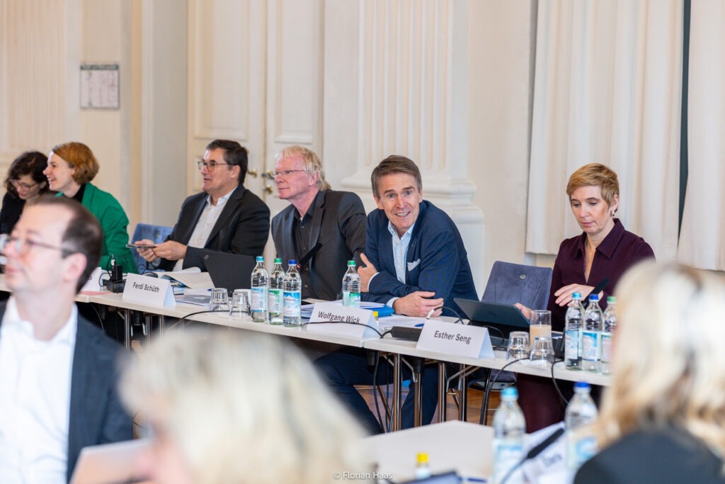 Vorsitzender Wolfgang Wick während der Vollversammlung des Wissenschaftsrats in München