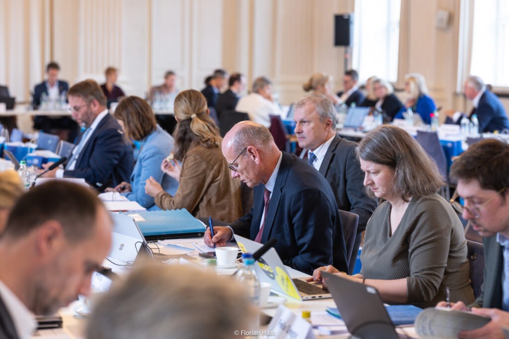 Teilnehmer während der Vollversammlung des Wissenschaftsrats in München