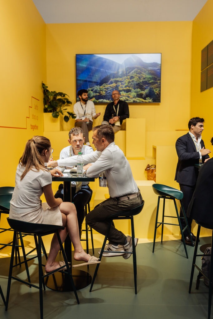 Messefotograf München – Alpiq Messestand Intersolar Europe 2026